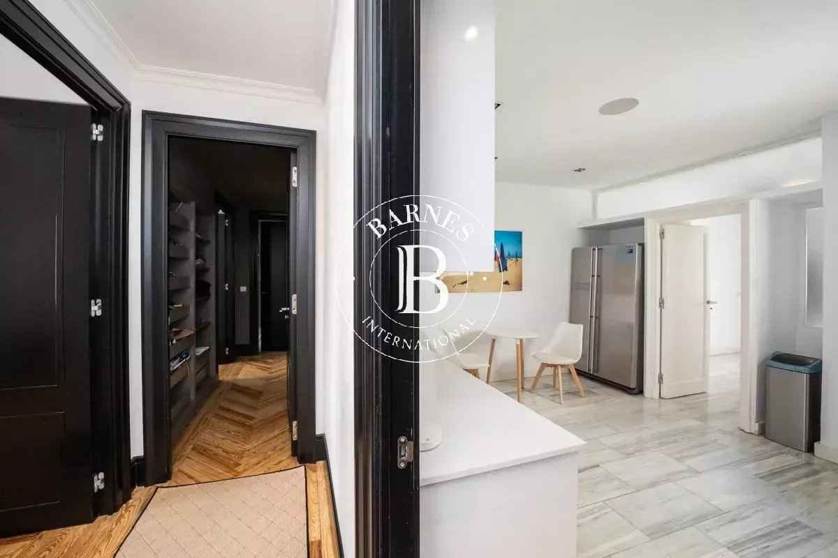 E26ab2a5677e783265aee421a86bbfdf a0f9653b47 1200 original - Attribut alt par défaut.