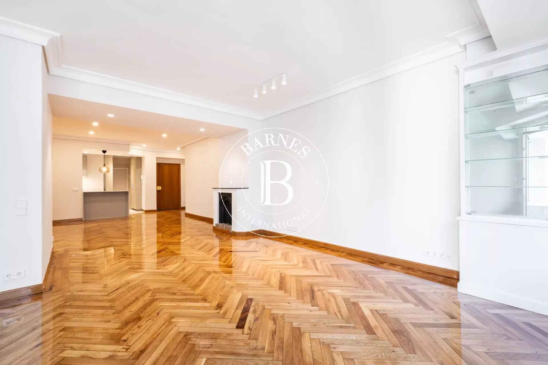 E02431df2175291a5f3b04d58b6296be 8593afb4fc 1920 original - Translation missing: en.helpers.application.image_tag.default_alt