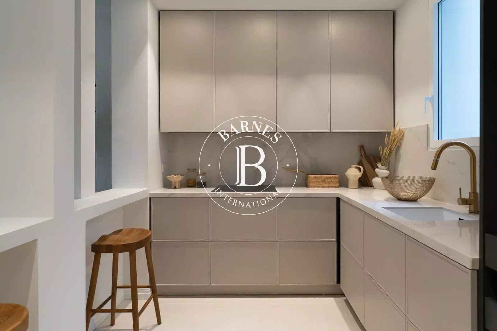 A4b756c5bddd0f6c2b3053d26af00035 d7736f14dd 1600 original - Translation missing: en.helpers.application.image_tag.default_alt