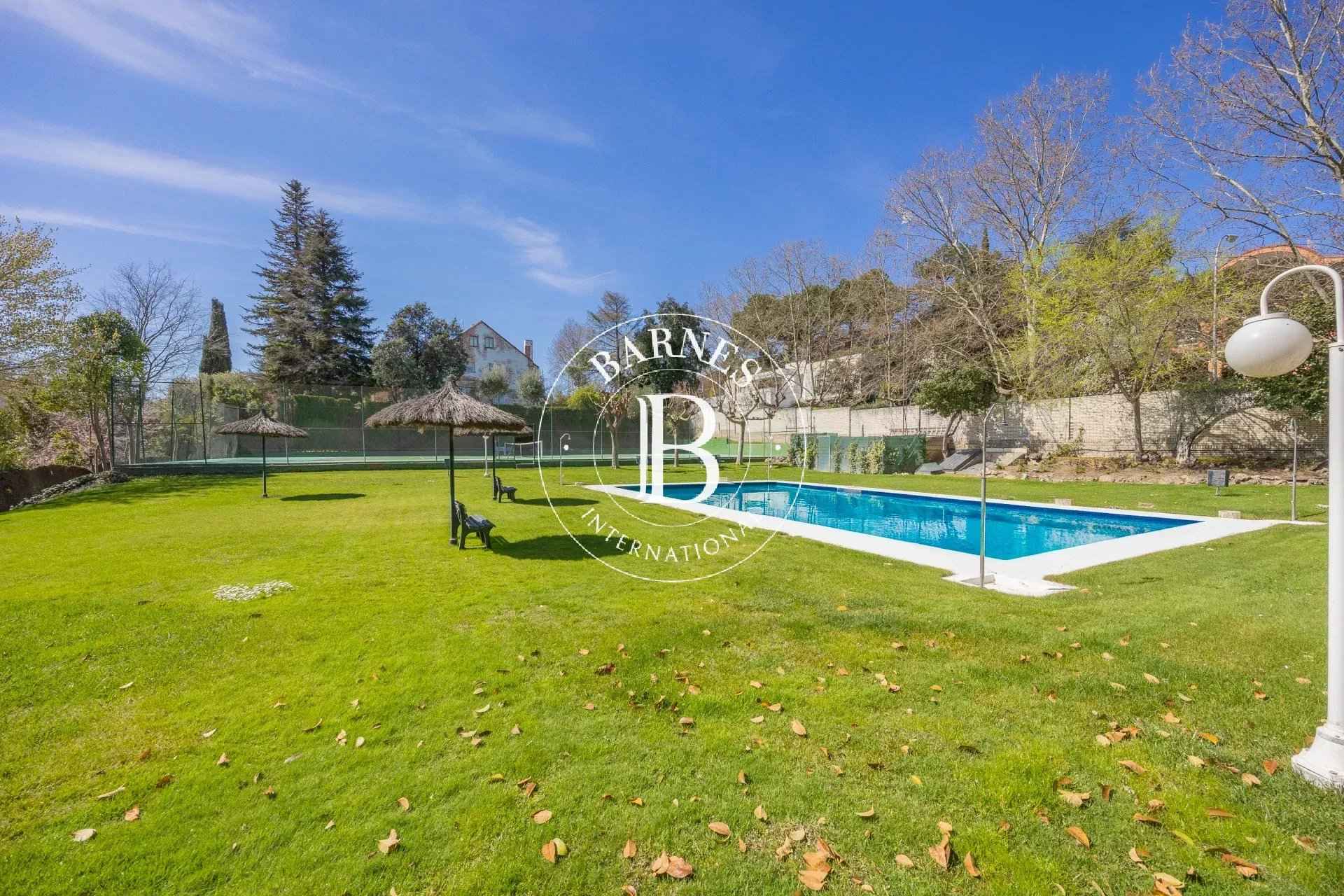 1518d9416f758d9ccd00e2f0e7c15cd5 be42a3040d 1920 original - Attribut alt par défaut.