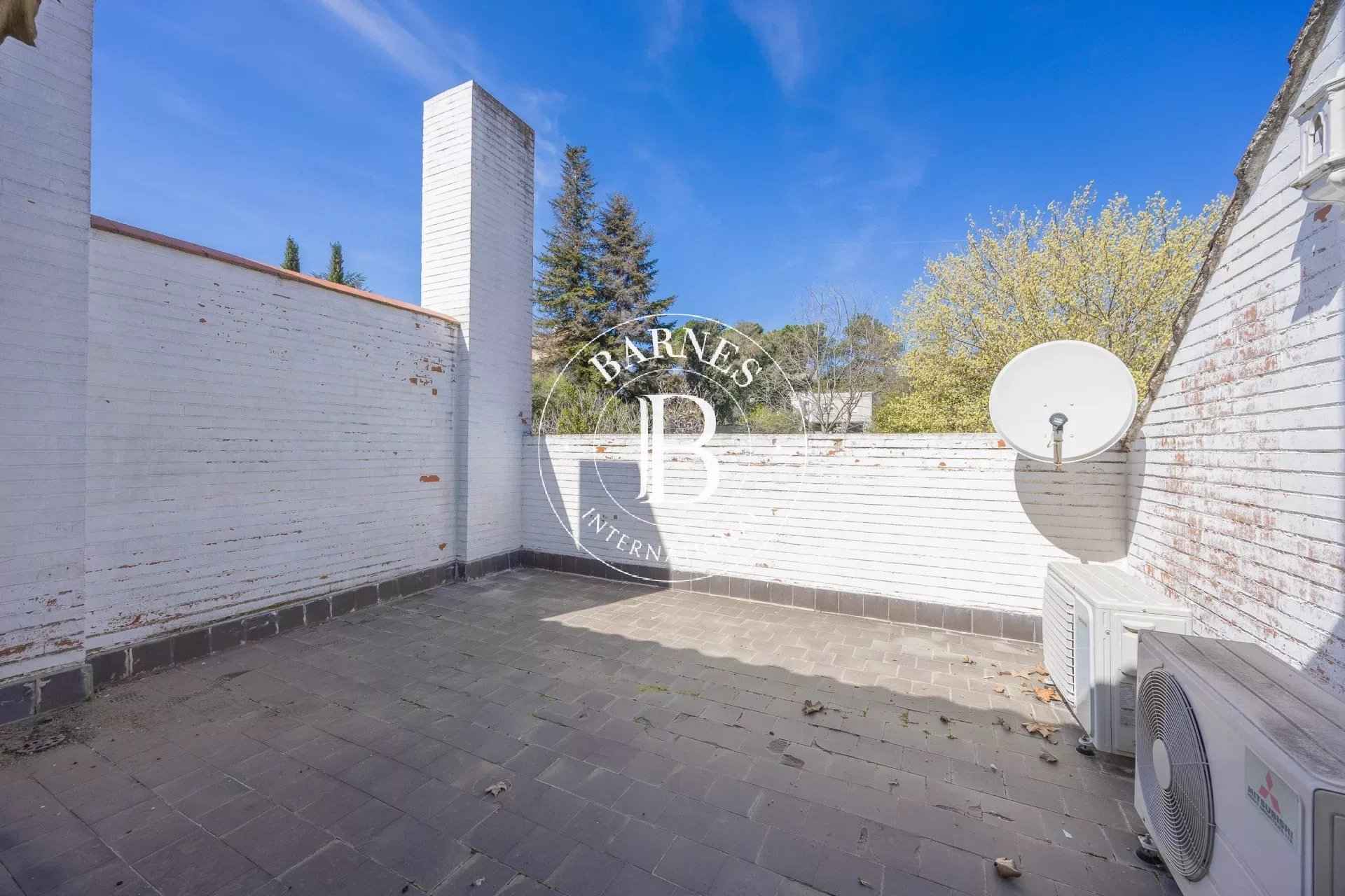 881c376d3f22fbff6dcf0d5d50dfabd8 68c5f40036 1920 original - Attribut alt par défaut.