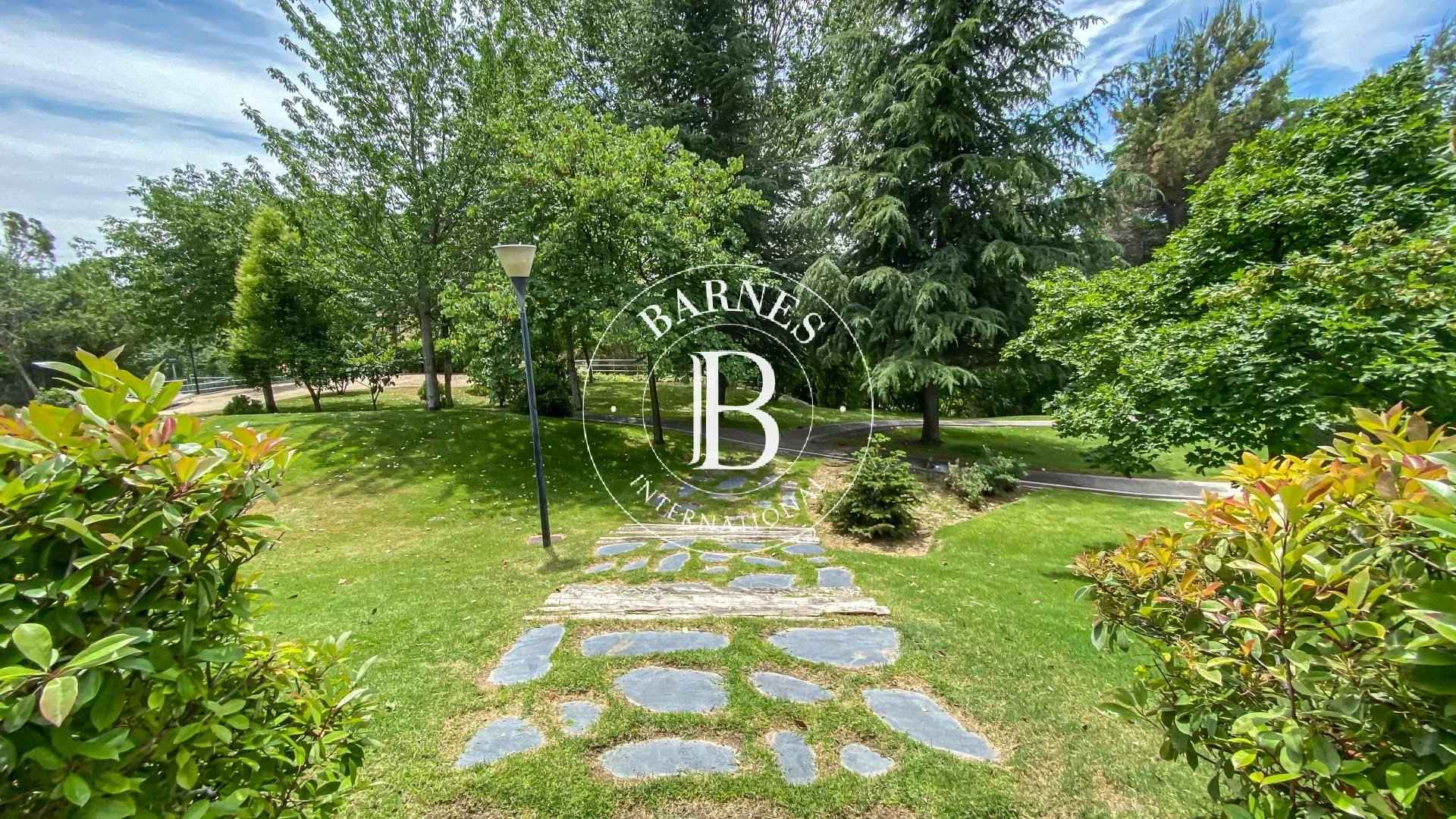 1c2196f467d41b00e452776bb59f187e d930bee27b 1920 original - Attribut alt par défaut.