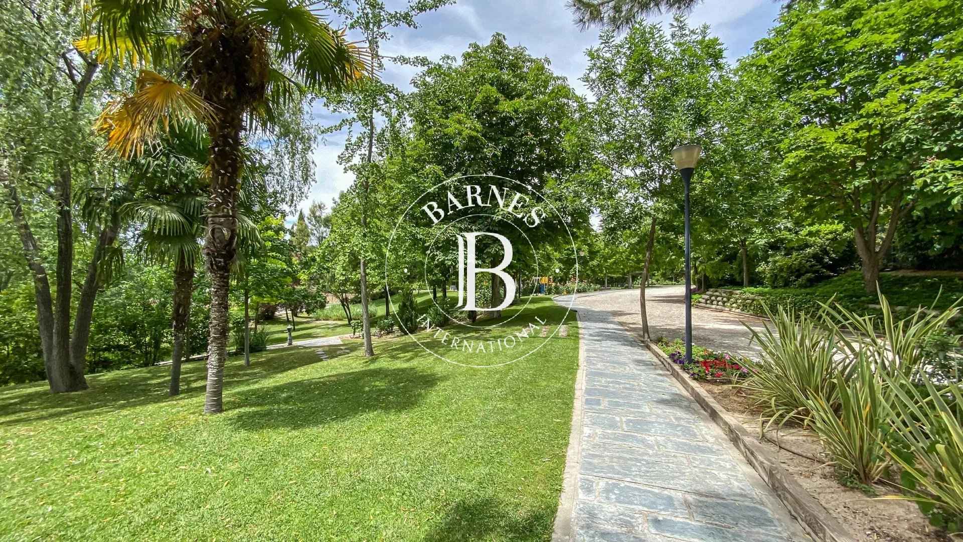 8ede92becb2fa39c673fe36750cea228 66f03ce3b6 1920 original - Attribut alt par défaut.