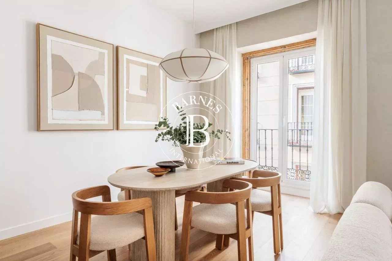 539a8d8e5a578d152e184ad54cbbd7e7 f5fcbae8a8 1280 original - Attribut alt par défaut.