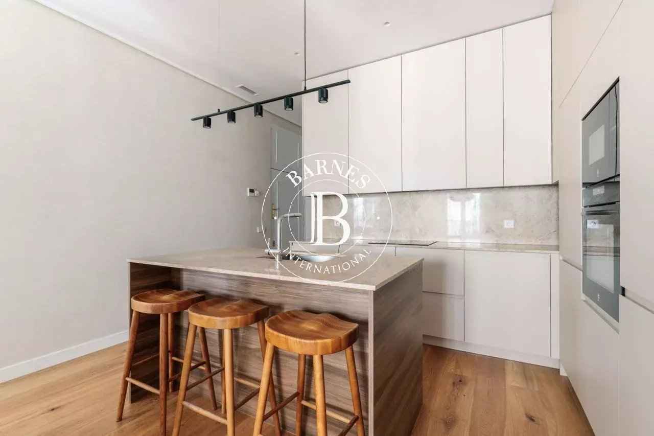 87a345b20492c1530d330afeabf9c584 3161f1fb55 1280 original - Attribut alt par défaut.