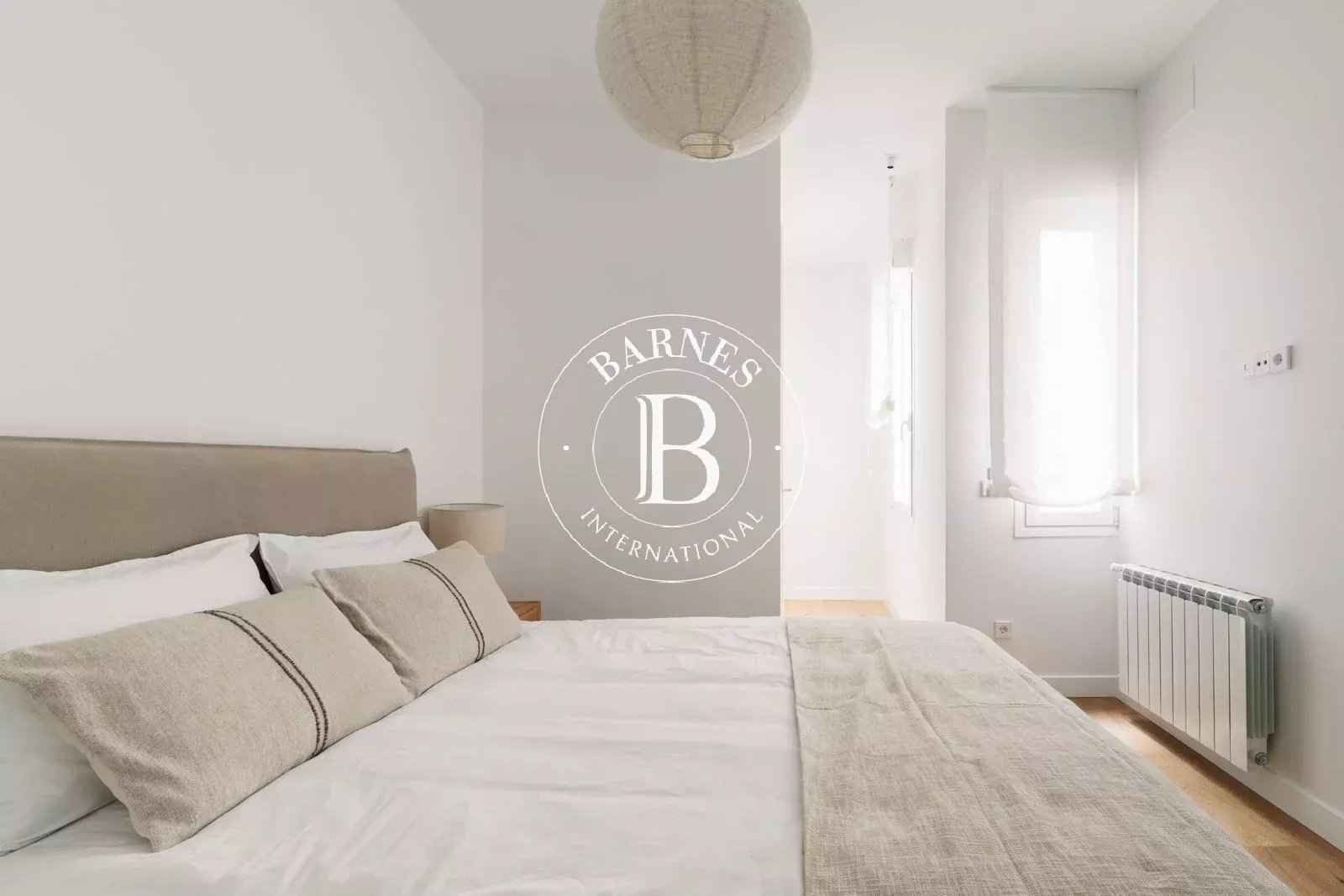 D7e6fa8b134cc19d9e6c989a72f6d3c5 b8cb7f26bd 1600 original - Attribut alt par défaut.