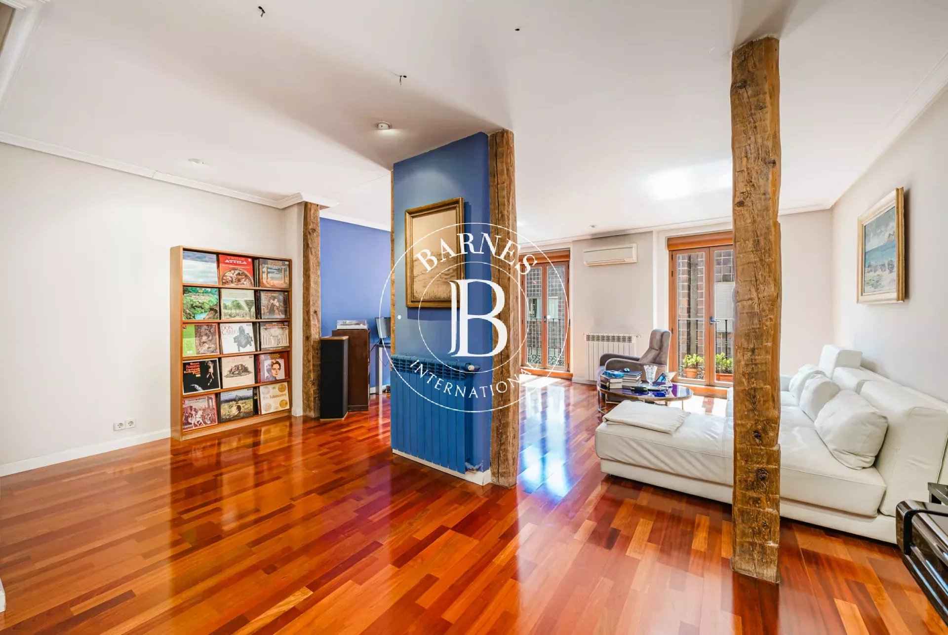 Cbf8777a19e7c00aa49052f624c29f5f 1d56413d41 1920 original - Attribut alt par défaut.