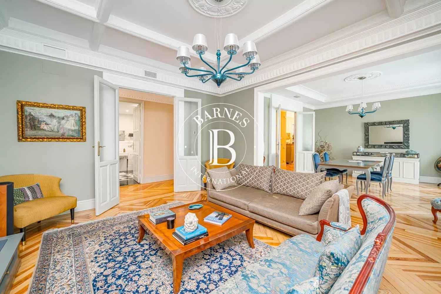 F16aee2cb52cf799373bf8e40fad3740 356e5bf8ab 1500 original - Attribut alt par défaut.