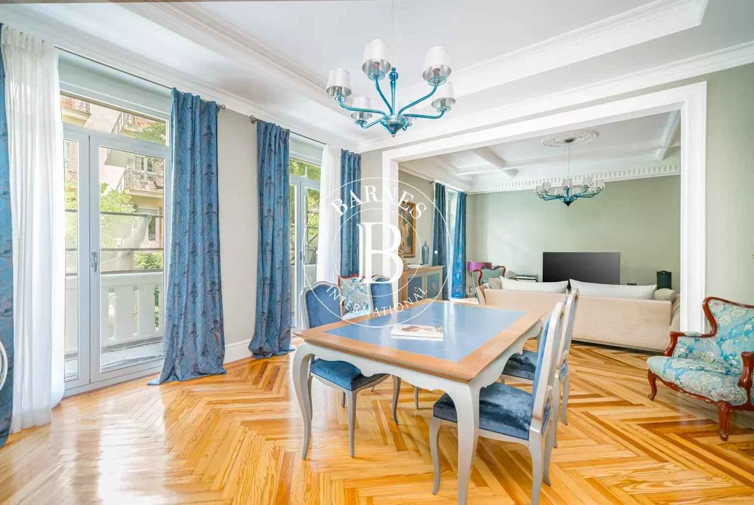 E3bd2546e77e2b5fc20a92ccdc84abb4 44663d4ee7 1500 original - Attribut alt par défaut.