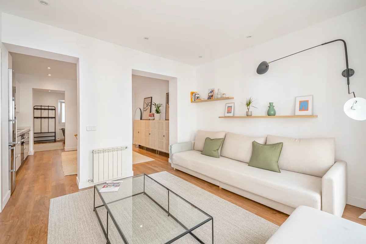 A3c13e7f3557623cf65fba566444b99e b5ecfbe183 1200 original - Attribut alt par défaut.