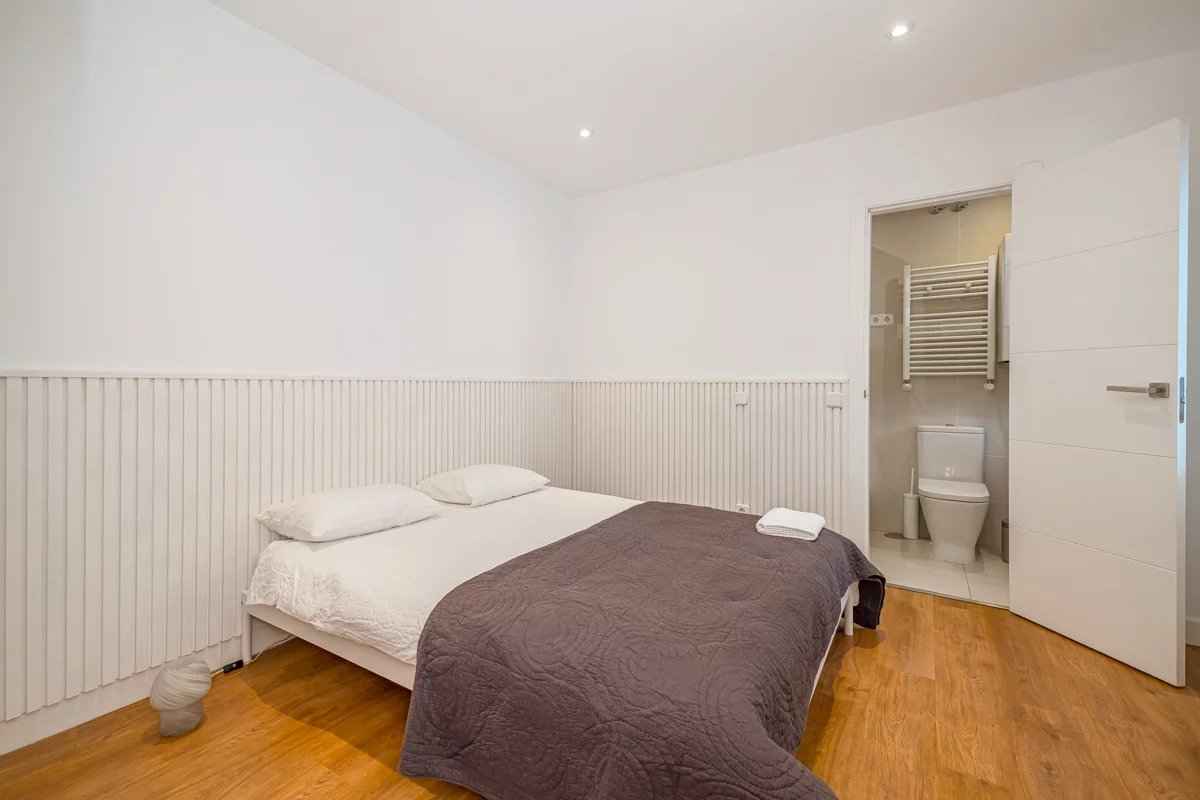 9e2b630cd25216e19e977e33c7fc58f4 a476daadcd 1200 original - Attribut alt par défaut.