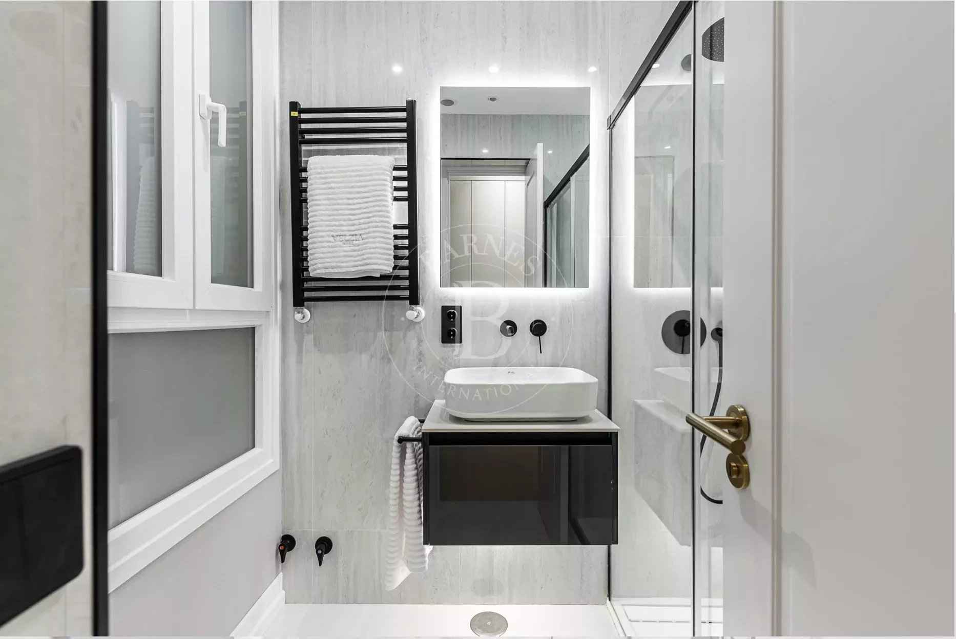 D071aca47a6861f2349662d8d600e8f9 2cce329810 1866 original - Attribut alt par défaut.