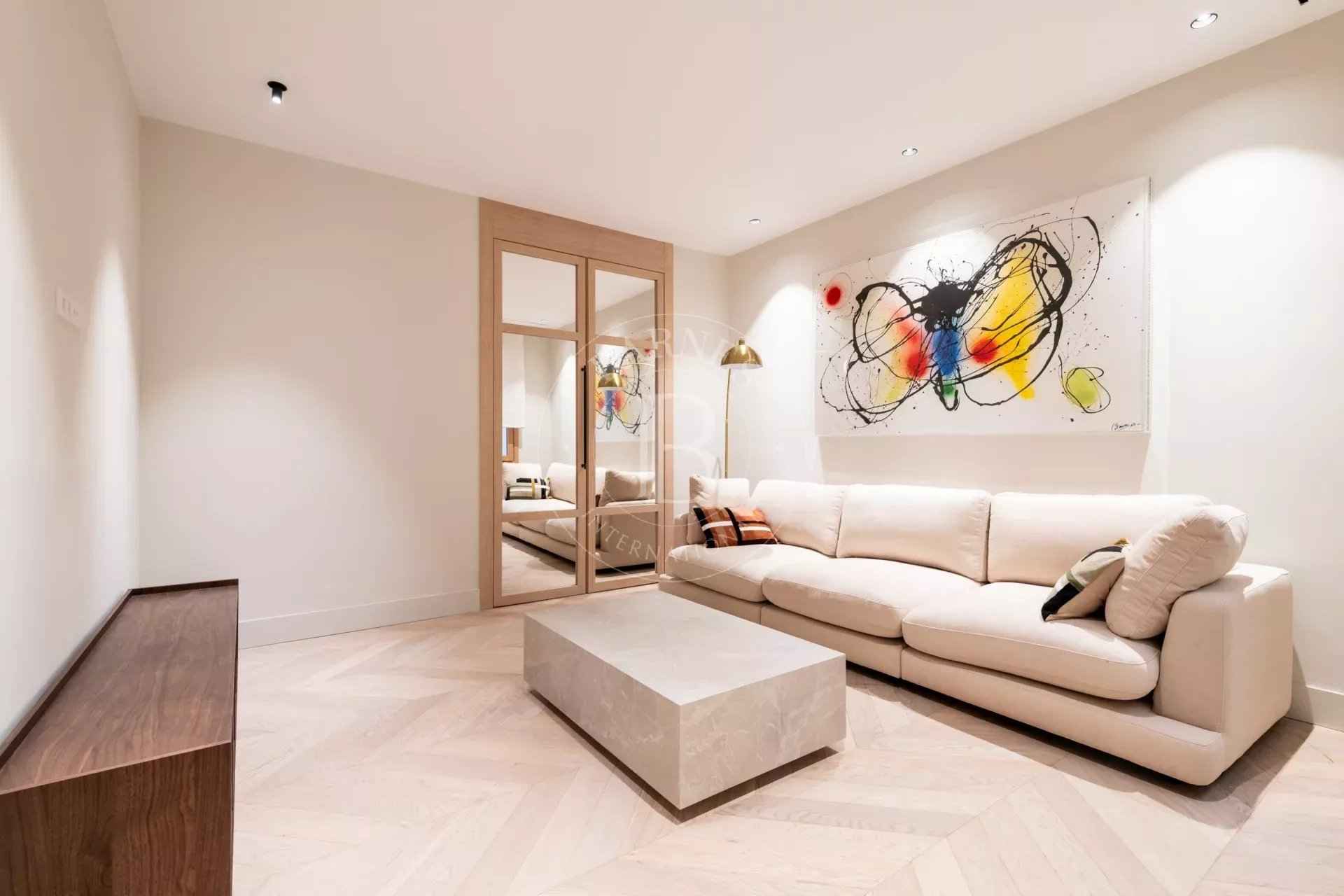 C12d1dbd1daf6d54523d56a6cb92b3ef 90ef986e84 1920 original - Attribut alt par défaut.