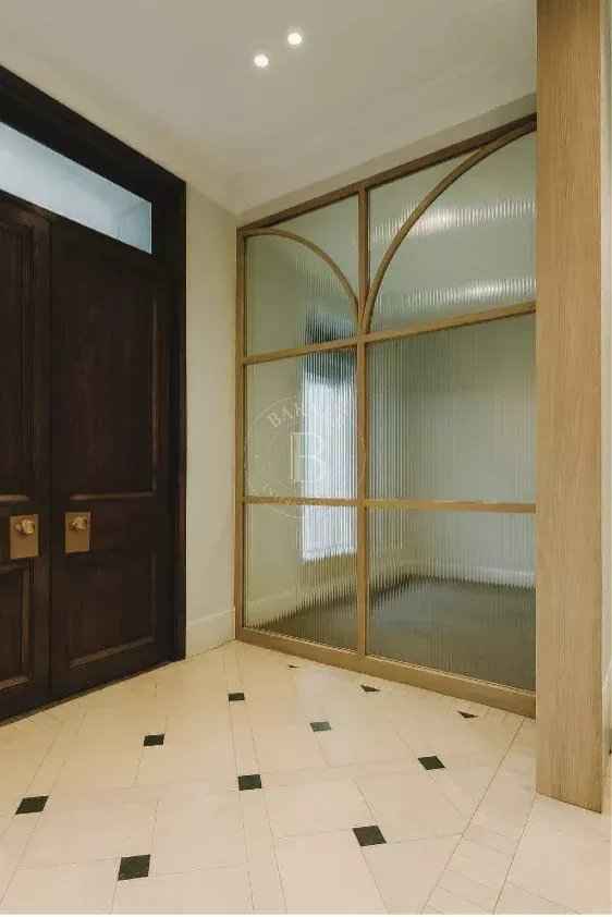 397b65583e62a8359cdde683a910a1b7 978c1544d6 842 original - Attribut alt par défaut.