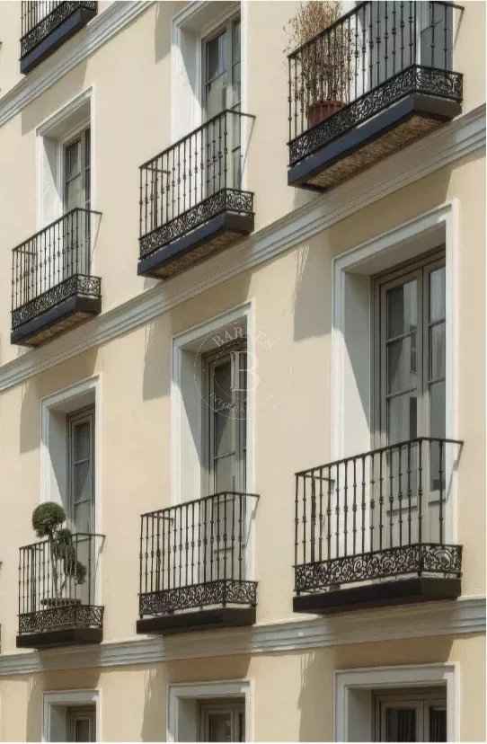 E3f2d1715a6fa359558b3a96ad1063dd 7920ceef7f 828 original - Attribut alt par défaut.