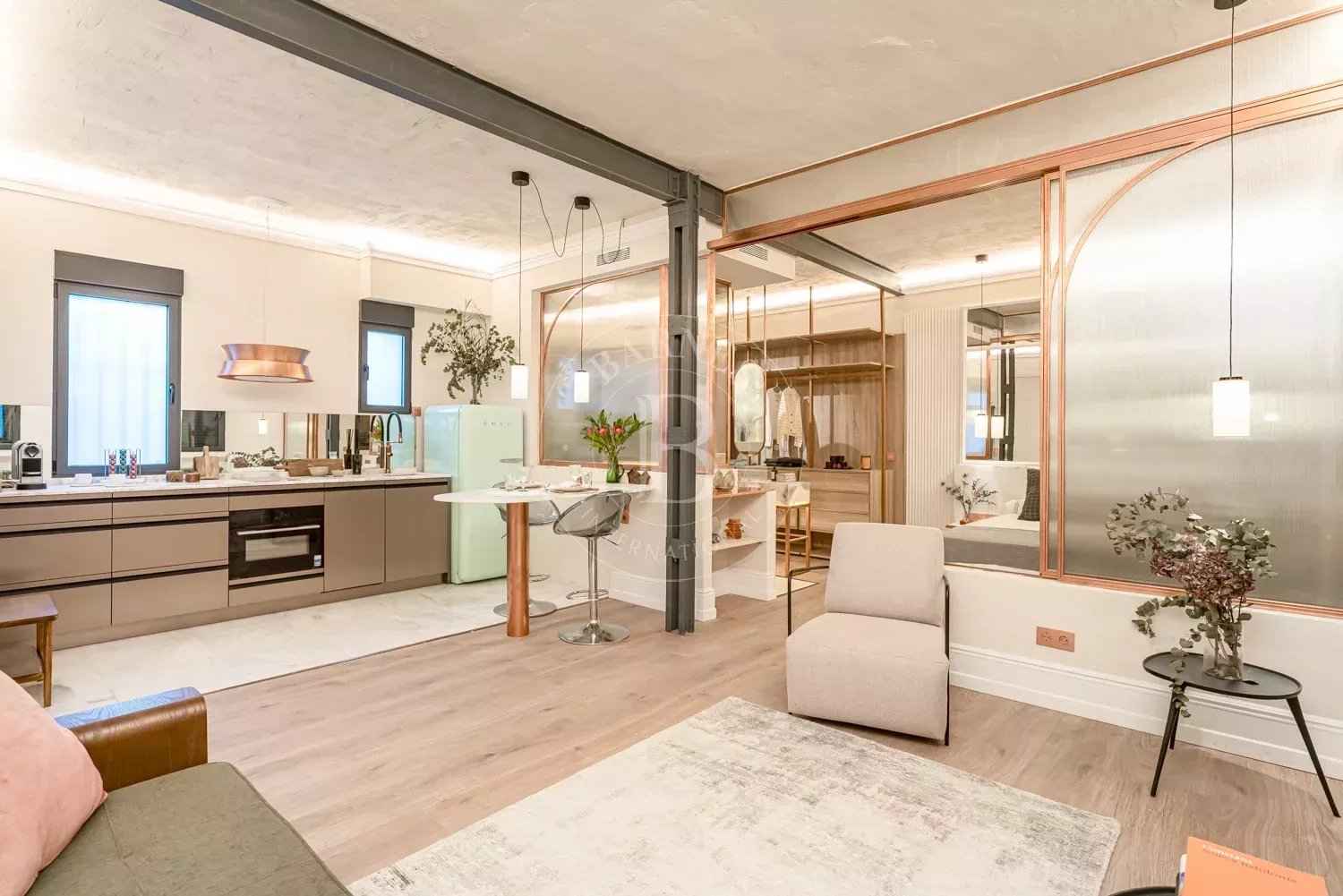 E058d867de7803ef21cea6565fb053e3 0de6a763c8 1500 original - Translation missing: en.helpers.application.image_tag.default_alt