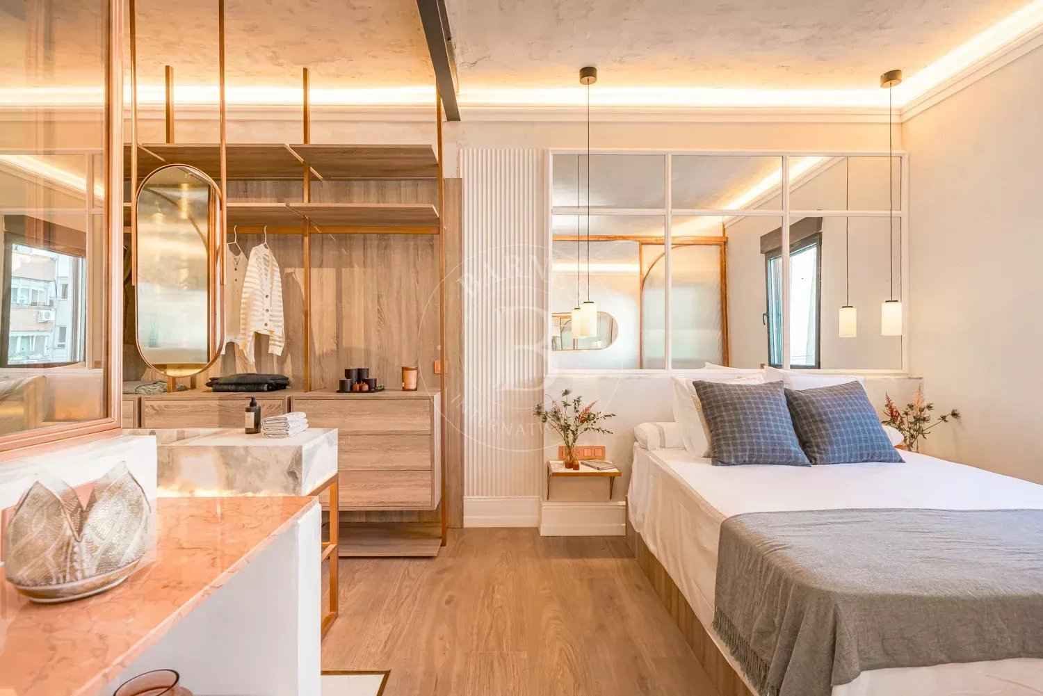 22b64030b21108a2ed292f422fa5ce31 112167a8d5 1500 original - Translation missing: en.helpers.application.image_tag.default_alt