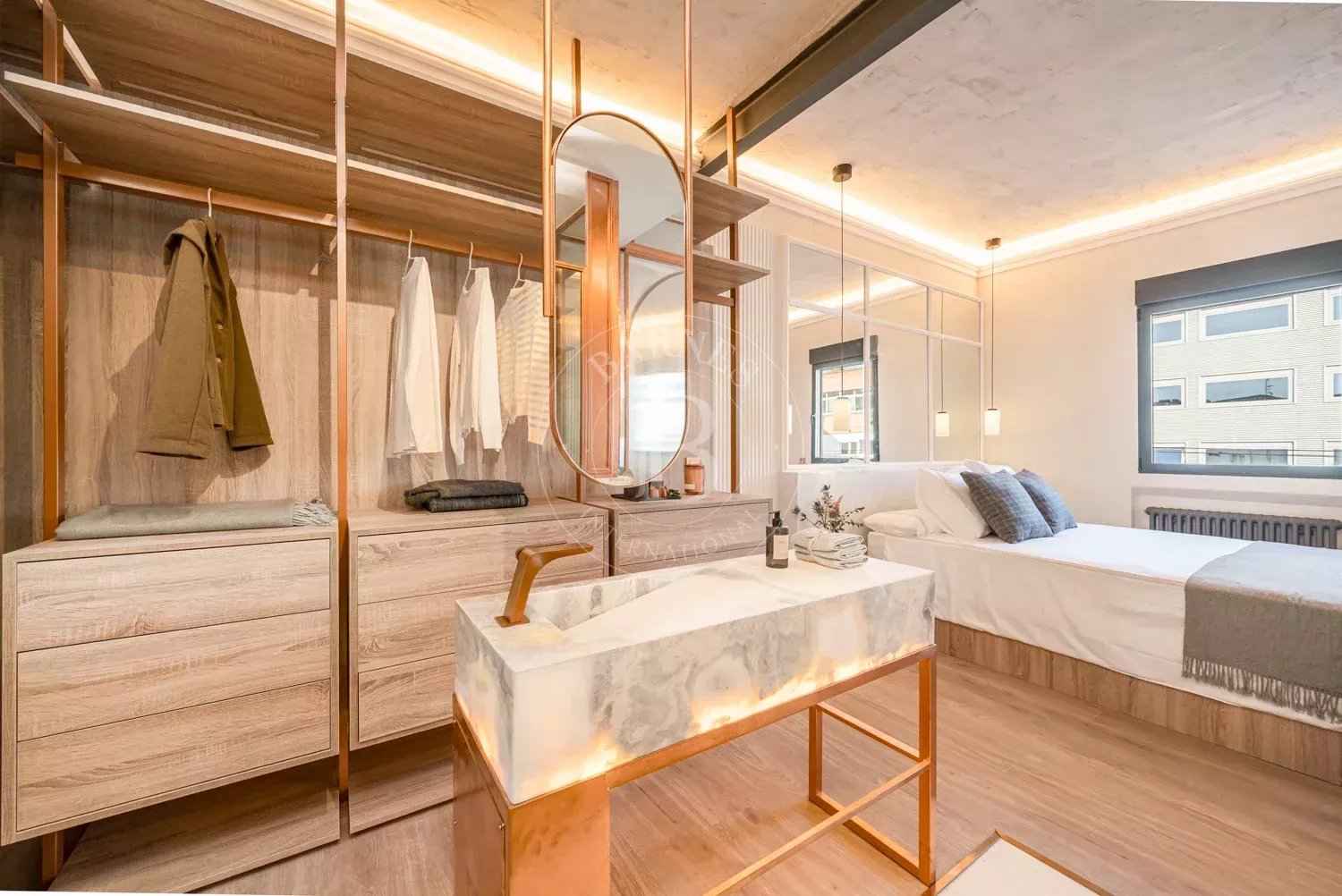 Ba883da6392ecf05f9af5ca0cc3b9bfe 3e477e5a5e 1500 original - Translation missing: en.helpers.application.image_tag.default_alt