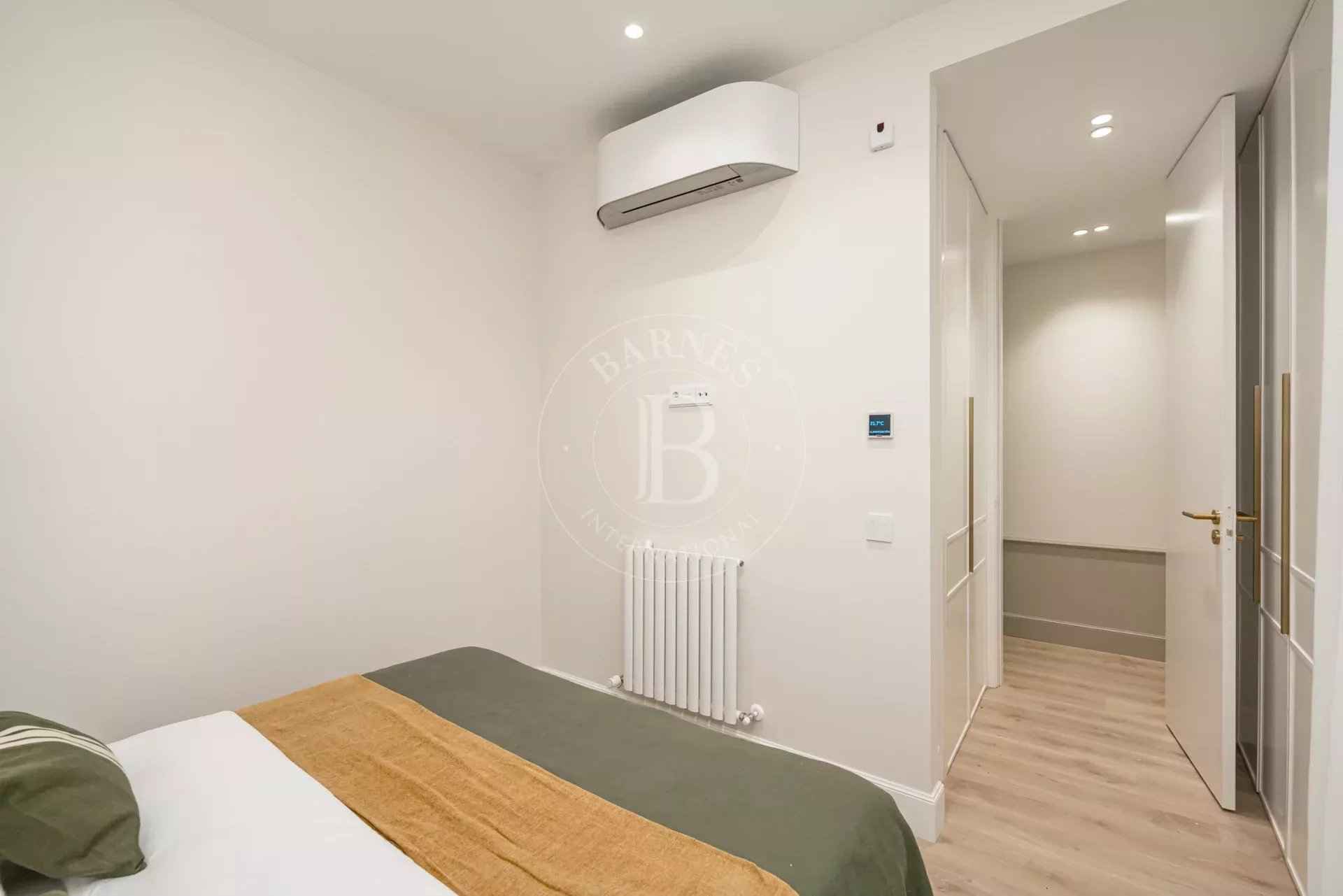 2b6587c7d64df08a0c3a589fd379a040 820300d38d 1920 original - Attribut alt par défaut.