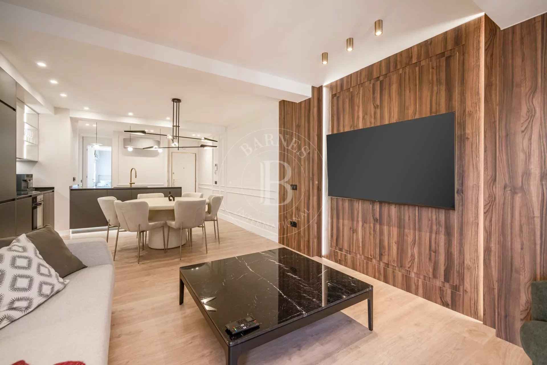 F4fdad35f12a2a6e5b5c06a82922b071 63bf45bd9e 1920 original - Attribut alt par défaut.