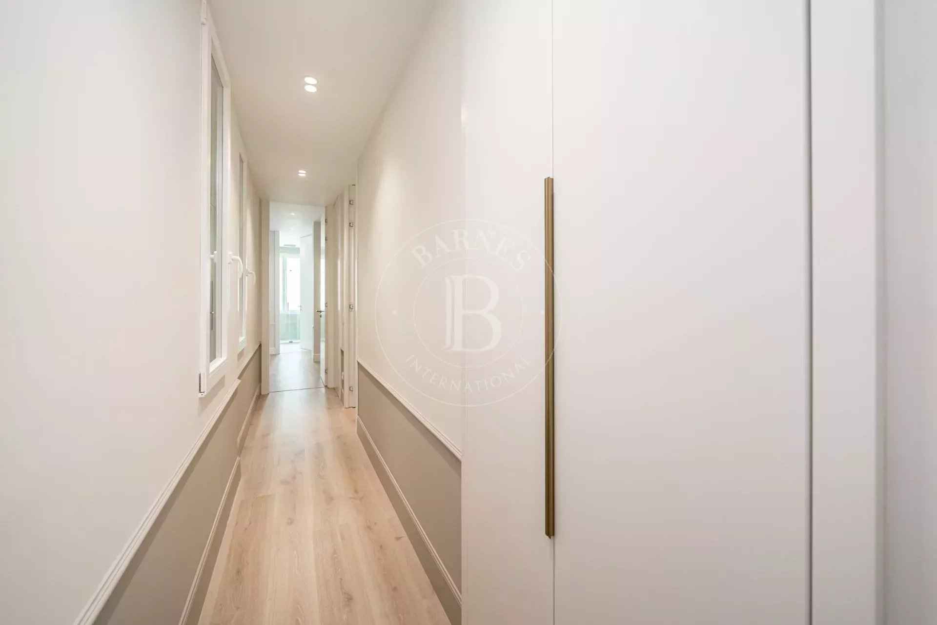 D284bbf44251cdccaf83e93b8e45922e a31868b798 1920 original - Attribut alt par défaut.