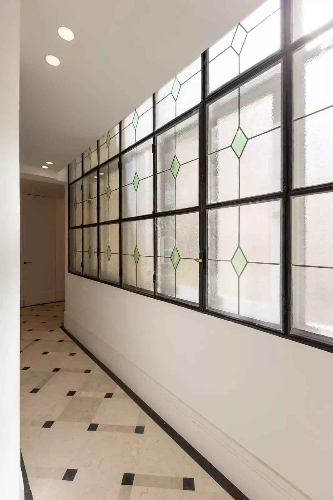 8631a92c84e0408a139225bf6915d82a b34d46bbff 1599 original - Attribut alt par défaut.