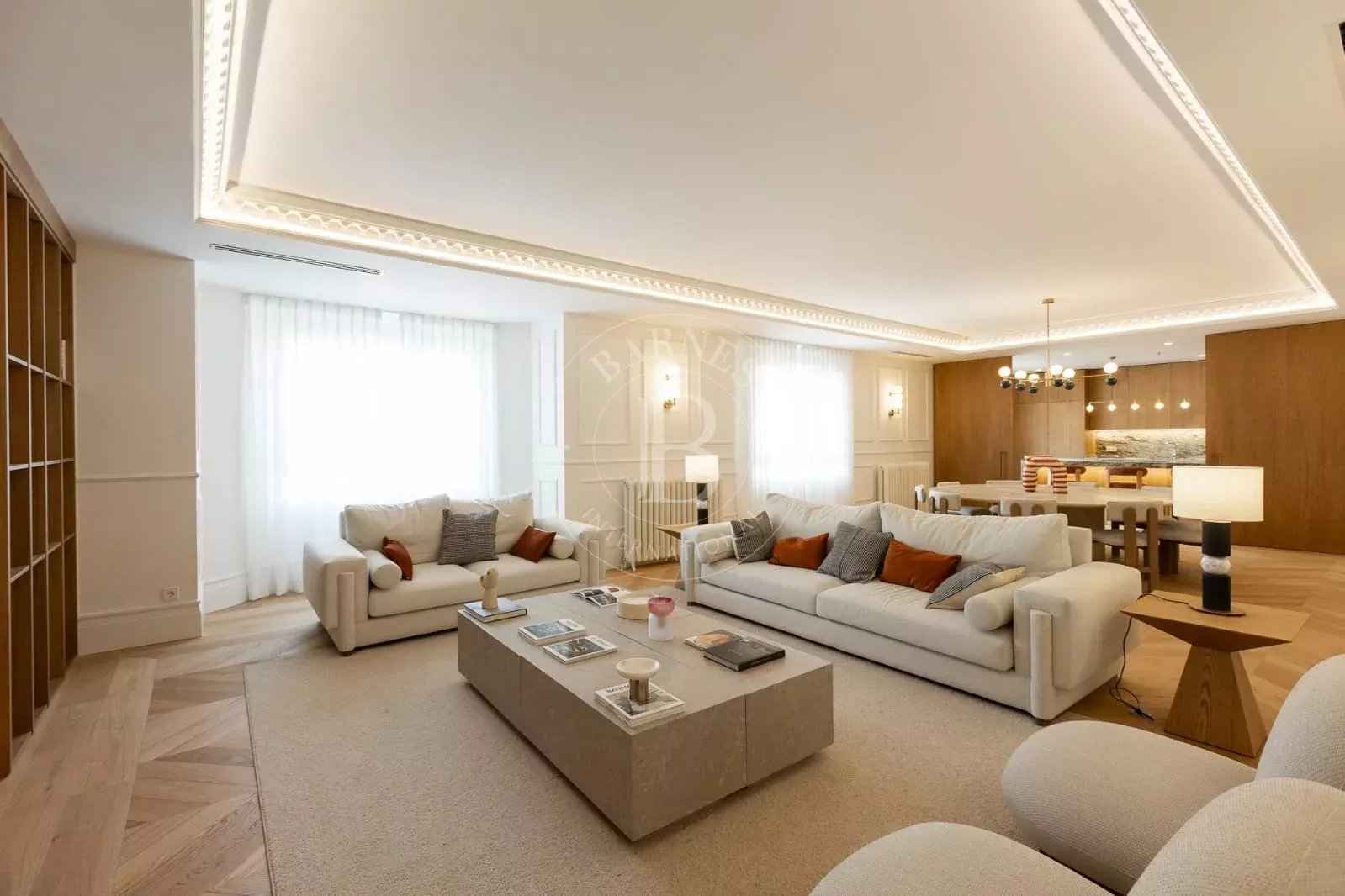 63006ebf90c71d121efa96e251a8be16 647e63d4d4 1599 original - Translation missing: en.helpers.application.image_tag.default_alt