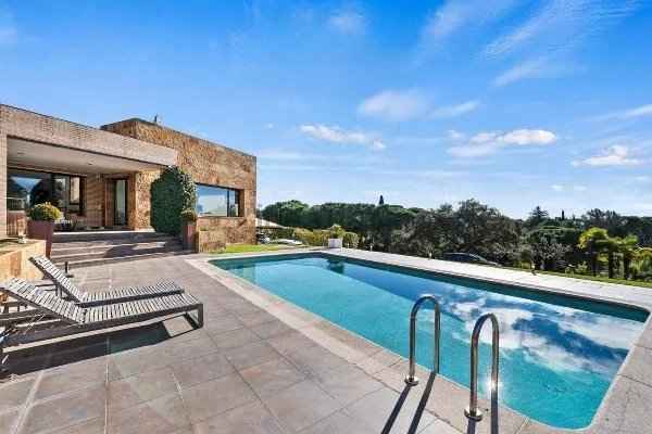 A311a8ccdd38ea7fd5c3ab223cb1b411 9a2a33aef7 600 original - Attribut alt par défaut.