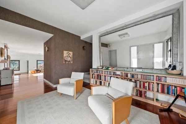 Ef7379863bd894074006672bcb10eca1 0577dca203 600 original - Attribut alt par défaut.