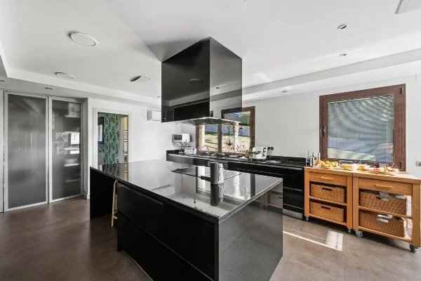 9d5a33390a4658cbd855ab2945d6ec76 5ba2f7741d 600 original - Attribut alt par défaut.