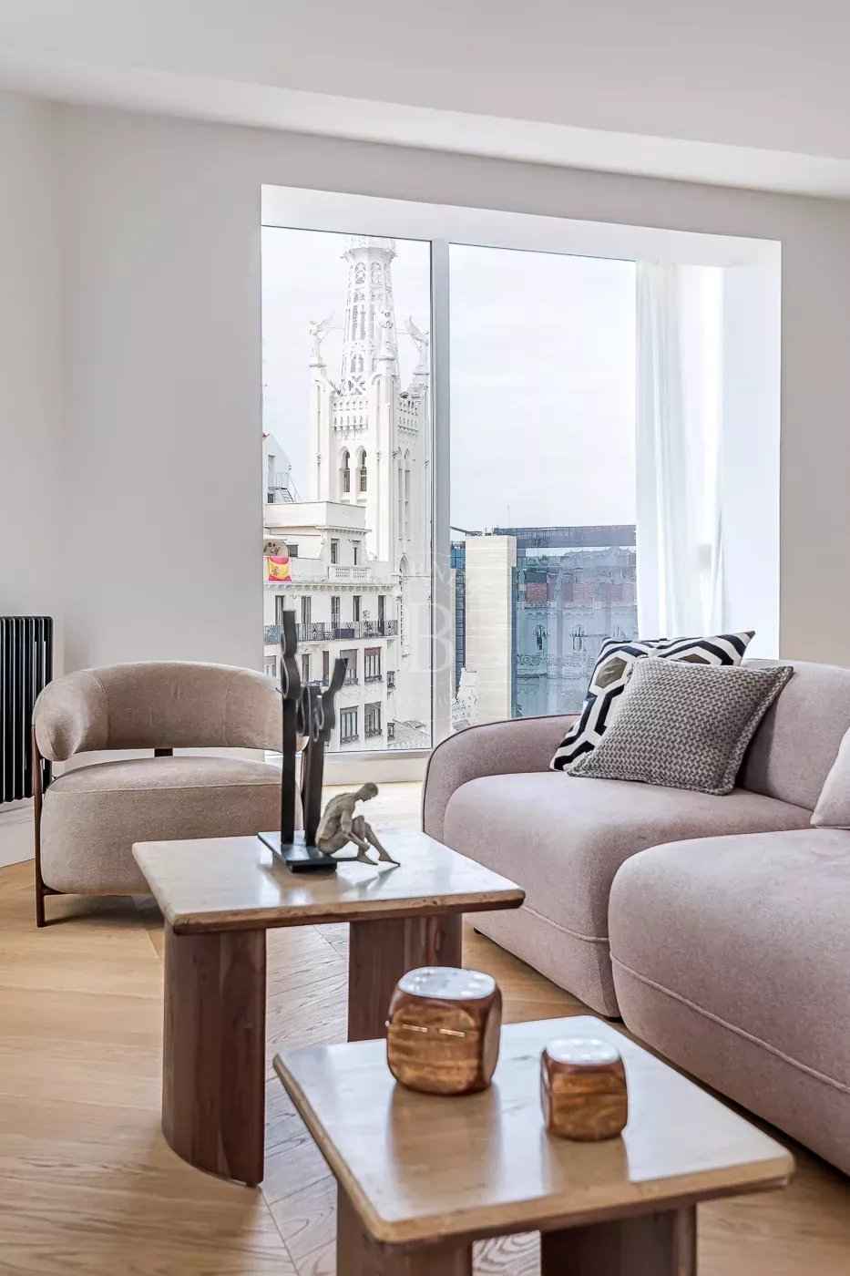 7f51dfefdf040741967b64a83e568f8a 4d65c15257 1400 original - Attribut alt par défaut.