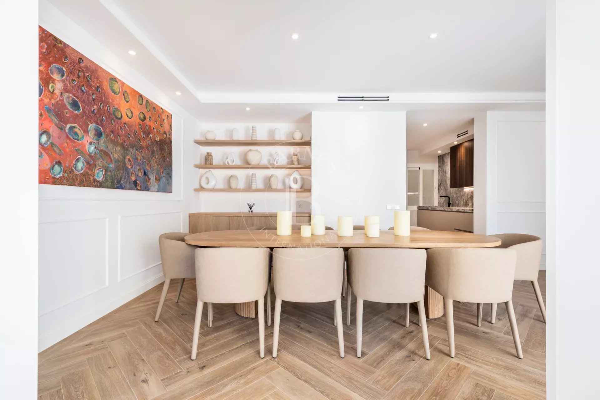 E17b36c701928c9465a0d6fdc0511325 56e433ec74 1920 original - Attribut alt par défaut.