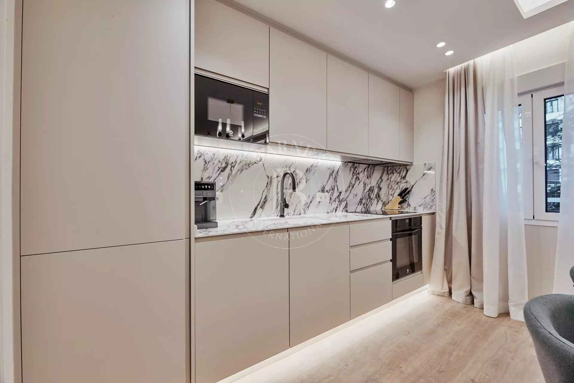 2fc7eee33a8958625212f5cb13513095 5ae750c672 1920 original - Attribut alt par défaut.