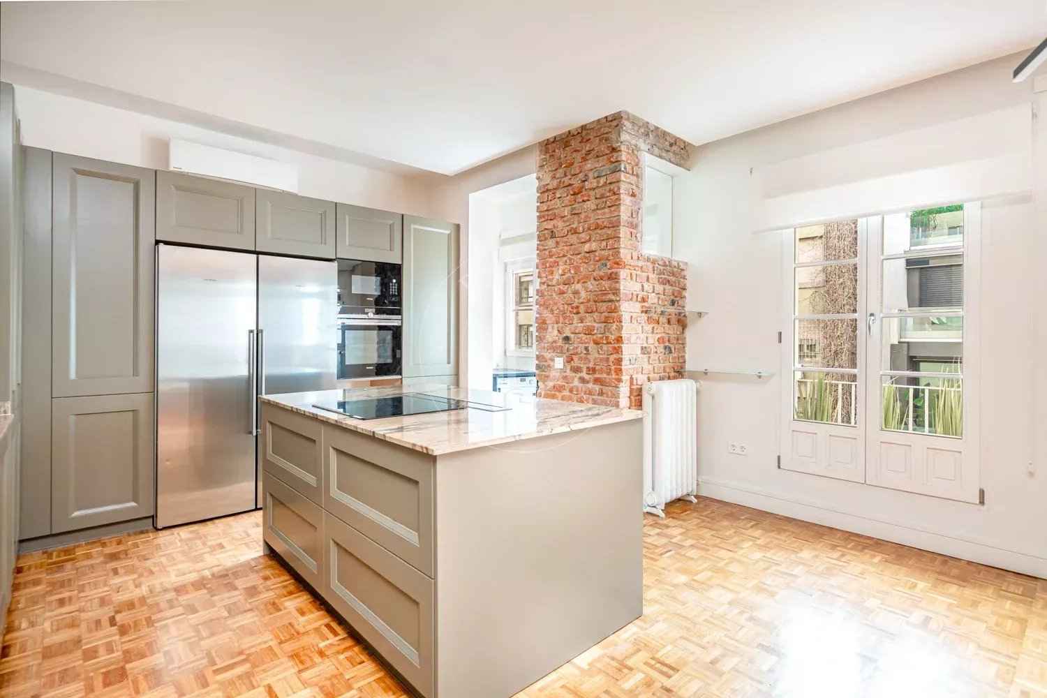 B2b6021038e6c87fd471c3d1d4793500 4ad98a7287 1500 original - Translation missing: en.helpers.application.image_tag.default_alt