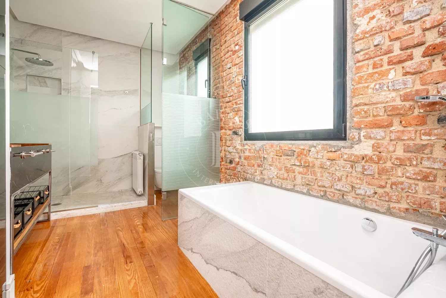 D44337c8b07a5e0a6f47d9fa54ecf236 78b1aca581 1500 original - Translation missing: en.helpers.application.image_tag.default_alt