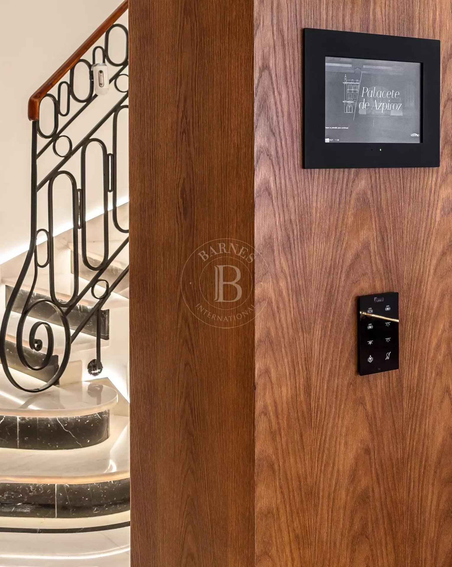 97102e610c3cce8b3f7ee8b7e3e81f30 f98bd4c1ae 1920 original - Attribut alt par défaut.