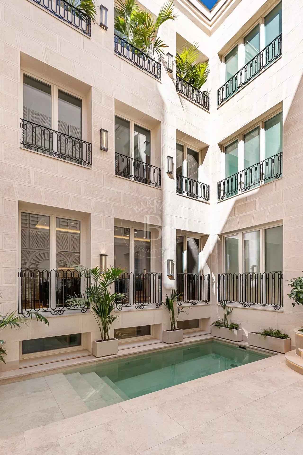 5450f1f1ba8e7cdb873d9eb8ac1acb88 65c0e18828 1920 original - Attribut alt par défaut.