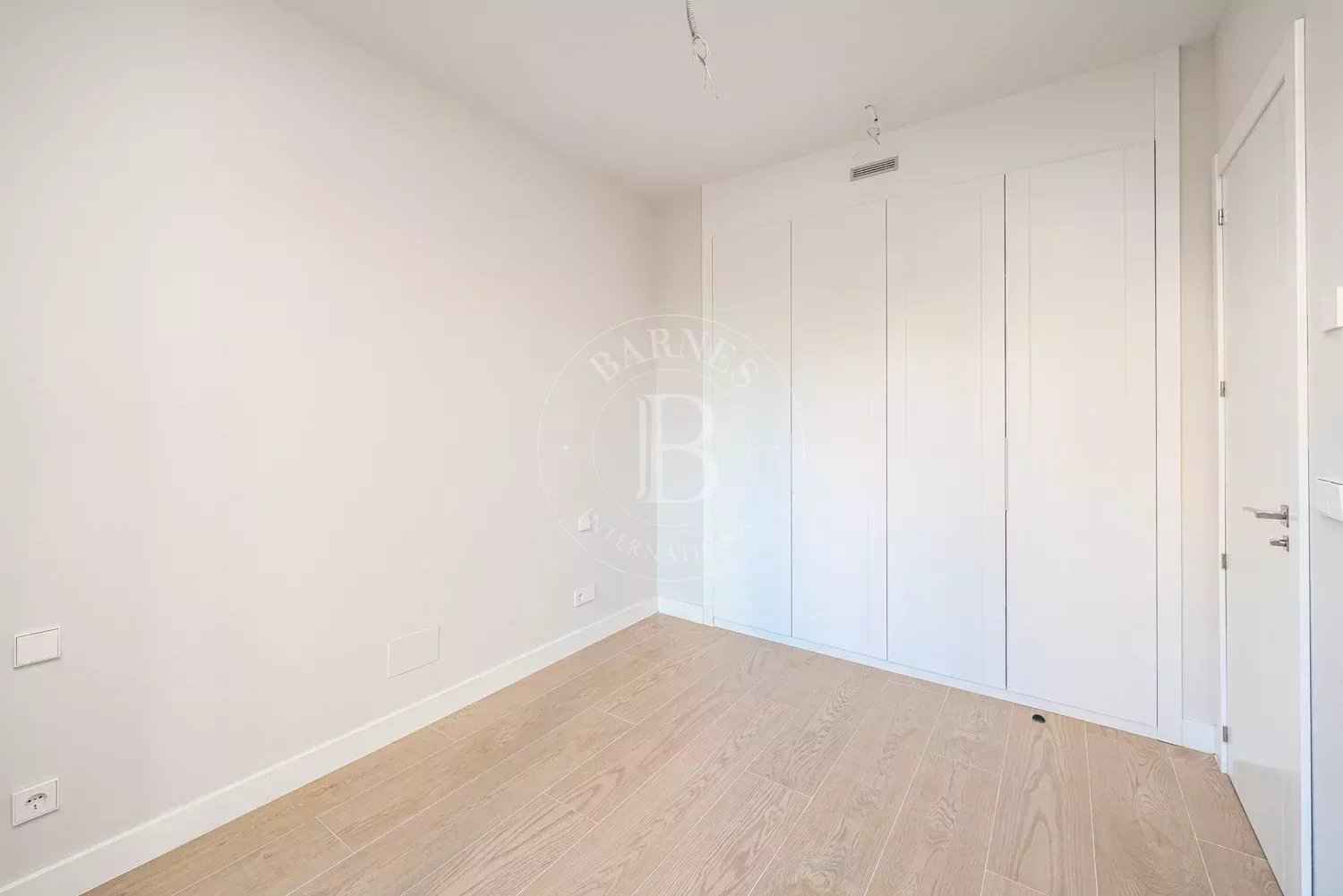 9e53e19cfc25fe65d49ce05908375cdd 9581316af6 1500 original - Attribut alt par défaut.