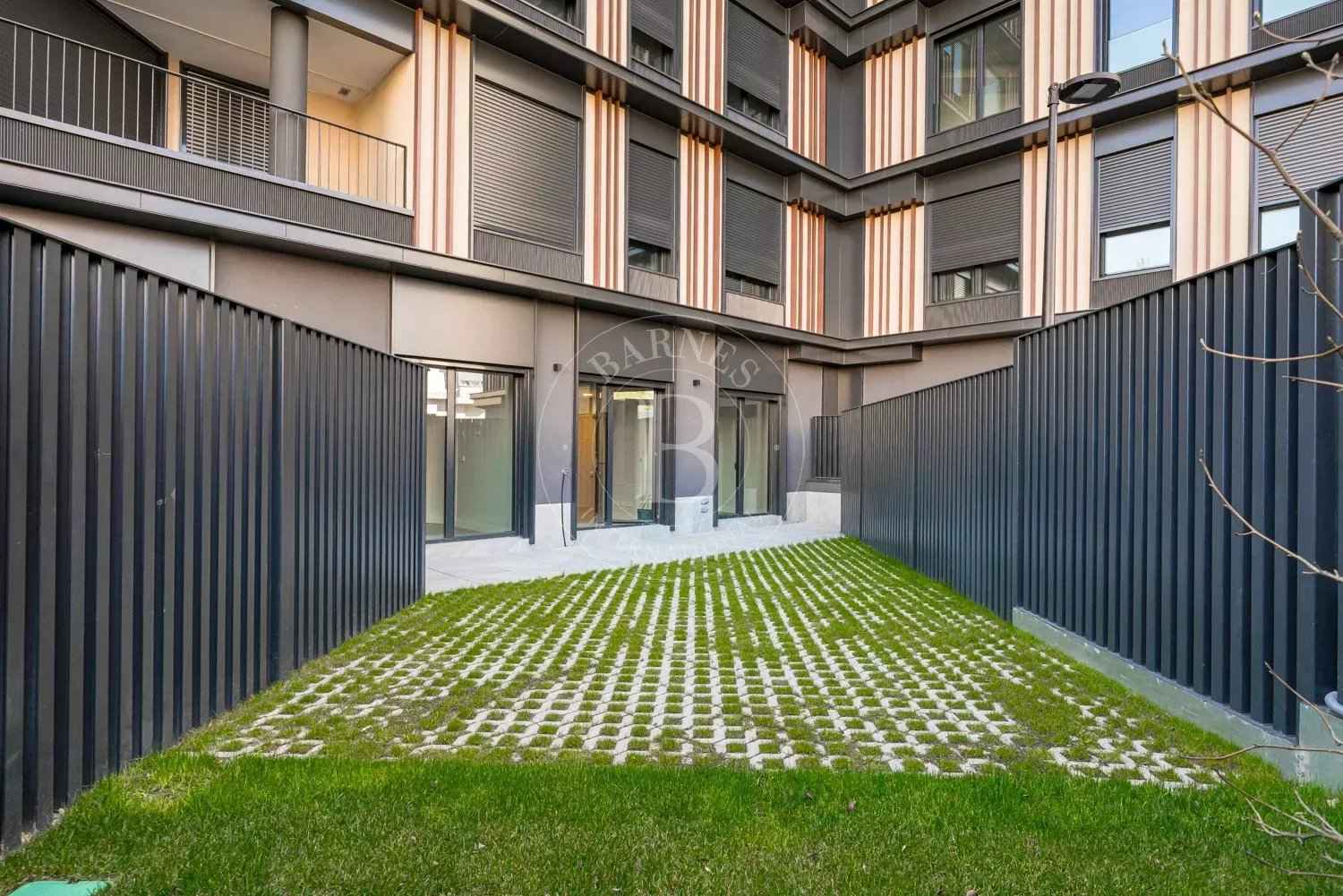 311d973836ca10a22ac0b2c791bf1bb6 0e0400796a 1500 original - Attribut alt par défaut.