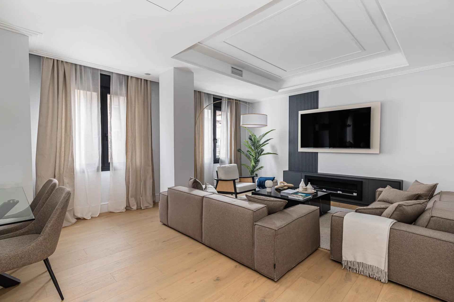 3495327406d7bb2ef5ab6724ce1f530d ee4d2fa592 1920 original - Attribut alt par défaut.