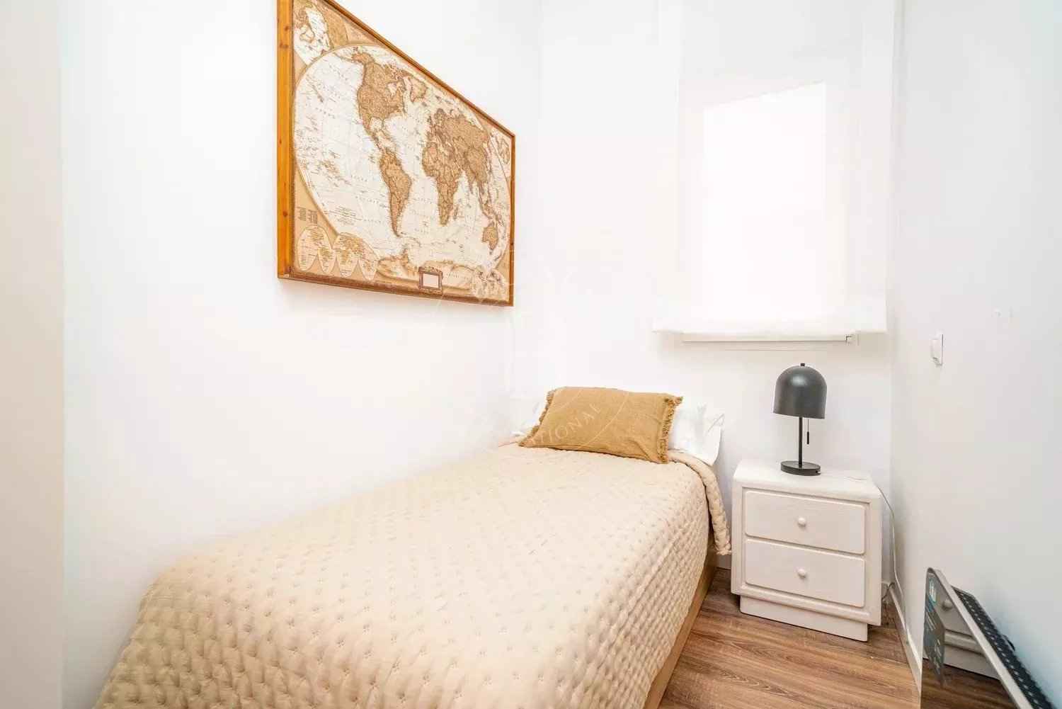 5741ee8ad7a1ad313bd0d09ba521ef34 9e1740d73c 1500 original - Attribut alt par défaut.