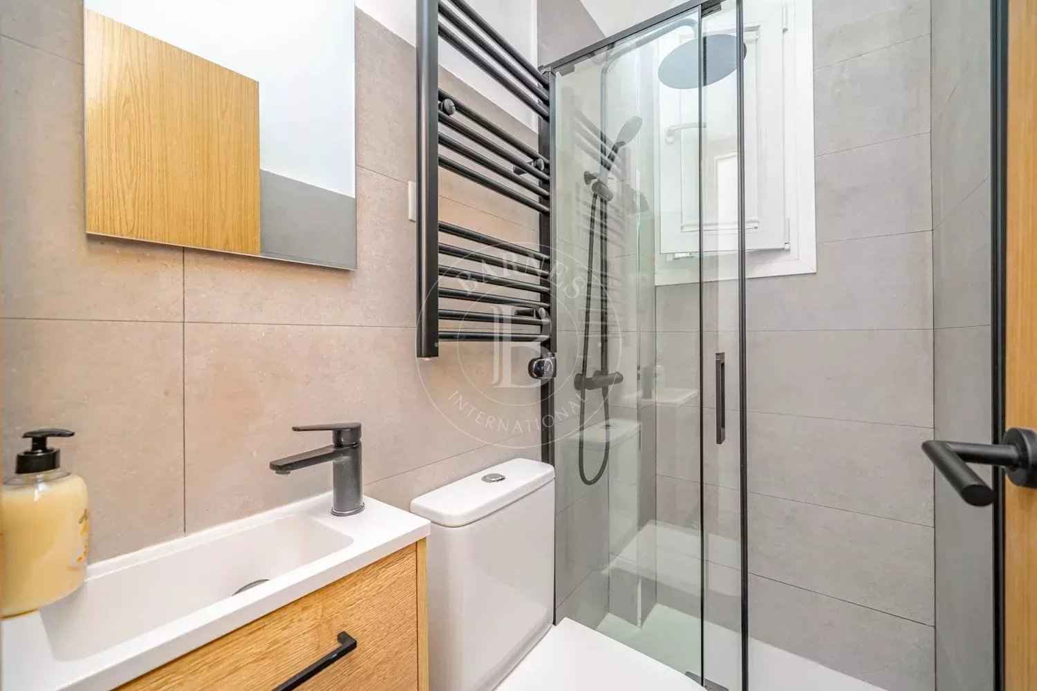 D9eabdd6c41b54602a6400e83162e6d0 aa9bea1f67 1500 original - Attribut alt par défaut.