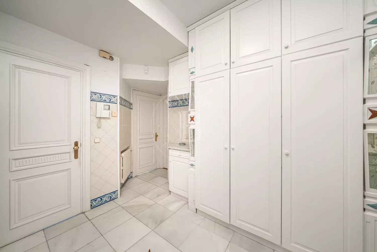 0874f6ccc49f77eded48fb90de1cd8ff edf556d43e 1500 original - Attribut alt par défaut.