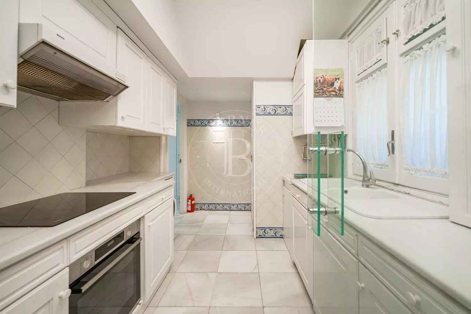 F1e5b1d41949f38eb9c9a3d1251c19e6 cbd5b25b0f 1500 original - Attribut alt par défaut.