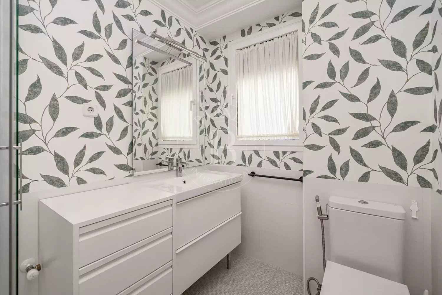 B4a47860fb8b2a73a512dc59bf013b4c 928e79a1b5 1500 original - Attribut alt par défaut.