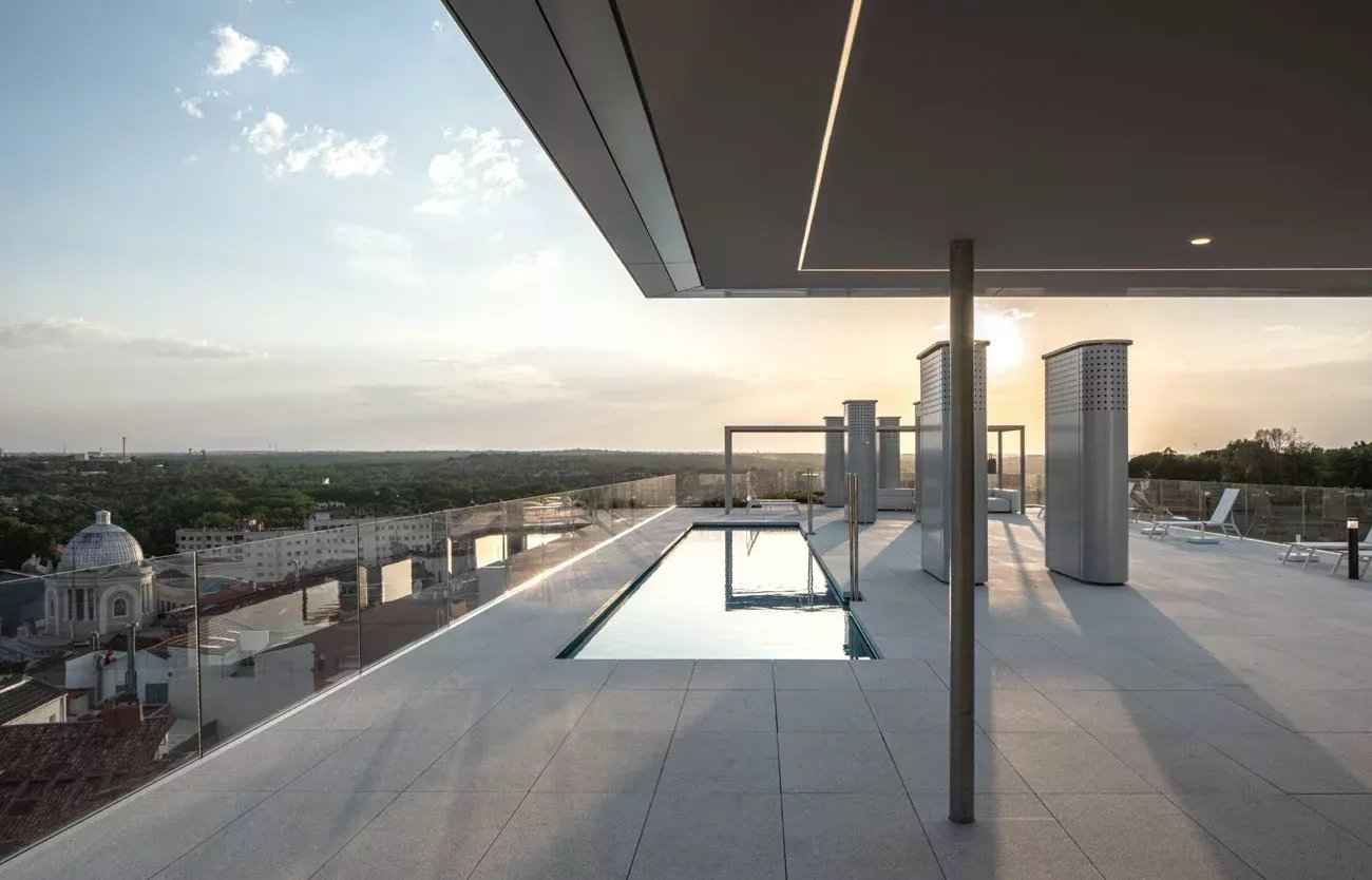 Dce64a62c3764bcb2a7f9cee94a0e6dc 6640680700 1300 original - Translation missing: en.helpers.application.image_tag.default_alt