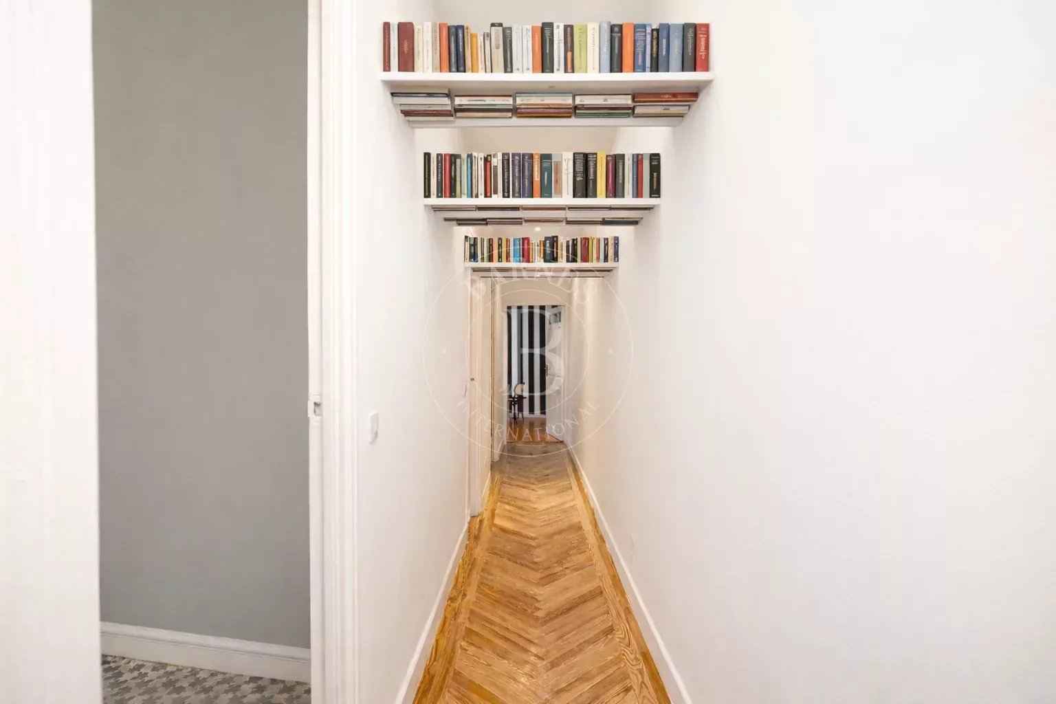 268ea27be3ef90ab48c96e19324d792e 8baf389e08 1536 original - Attribut alt par défaut.