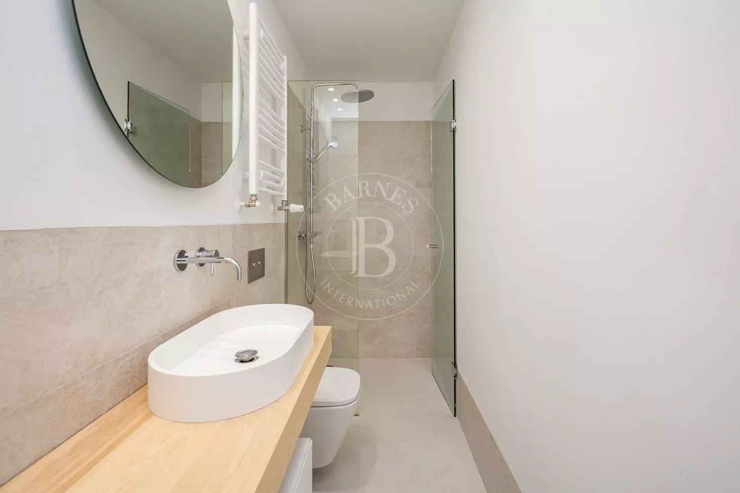 C0b18c3c0eeede7fd4dbb74bacc8c8fe d57067facd 1500 original - Attribut alt par défaut.