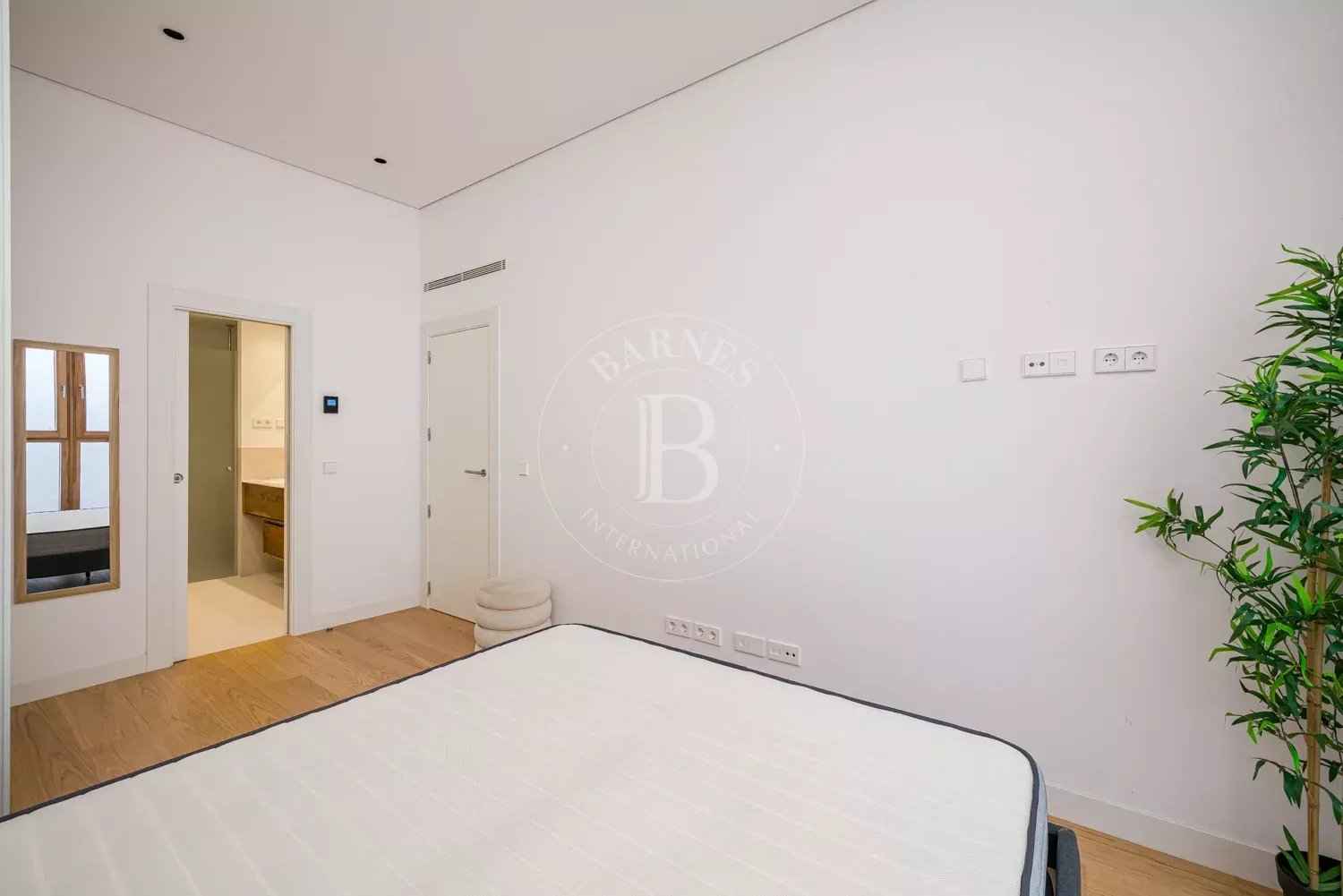 4d4cf485959c047b158396c662b5a044 3aece13eed 1500 original - Attribut alt par défaut.