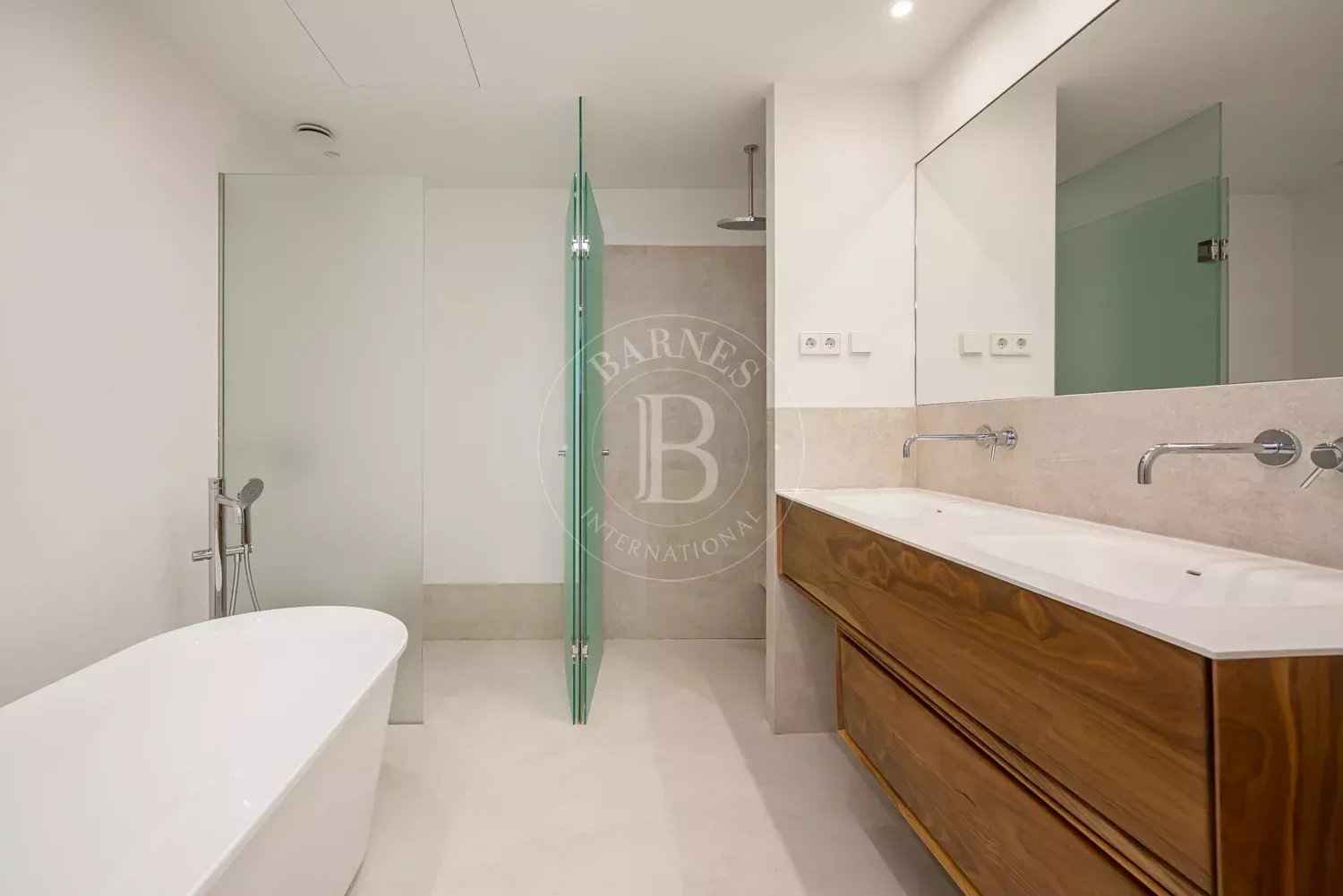 Eb5b3b90318b1f1ce4bfd84c6b0dfb9f 7bd6bb7ea0 1500 original - Attribut alt par défaut.